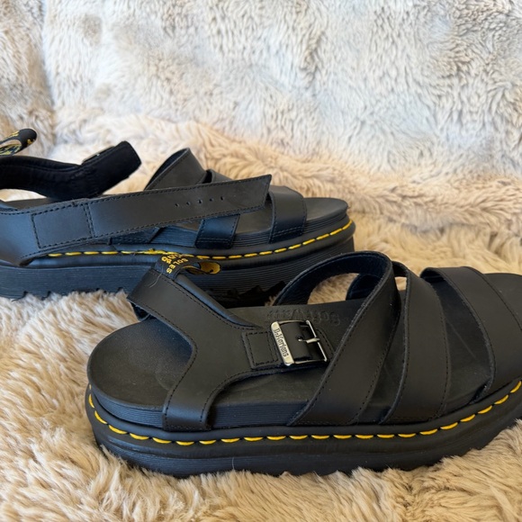 Dr. Martens Blaire Hydro Sandal - Picture 4 of 5